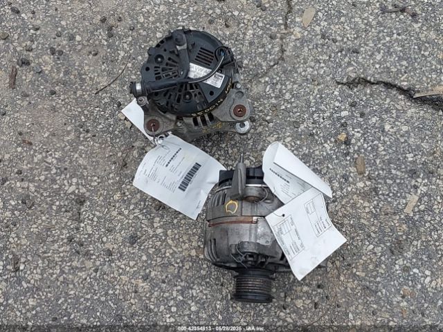WVGAV7AX6FW505987 Volkswagen TIGUAN S