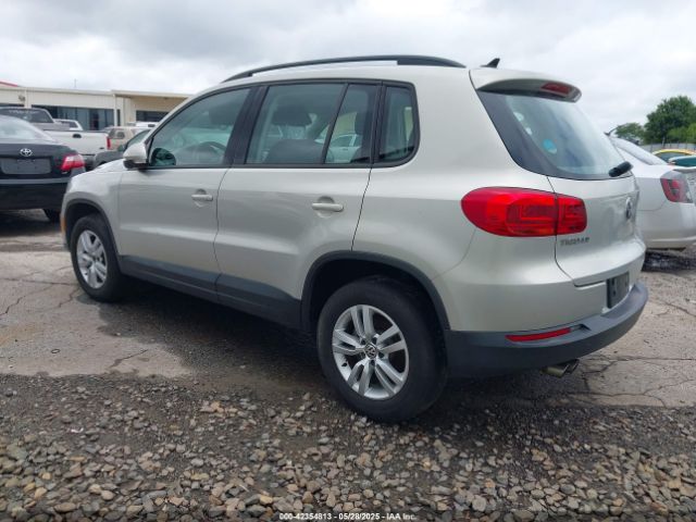 WVGAV7AX6FW505987 Volkswagen TIGUAN S