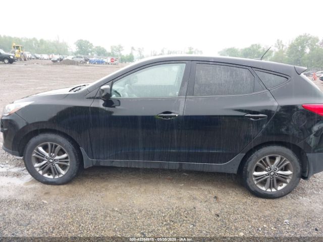 KM8JTCAFXFU061255 Hyundai TUCSON GLS