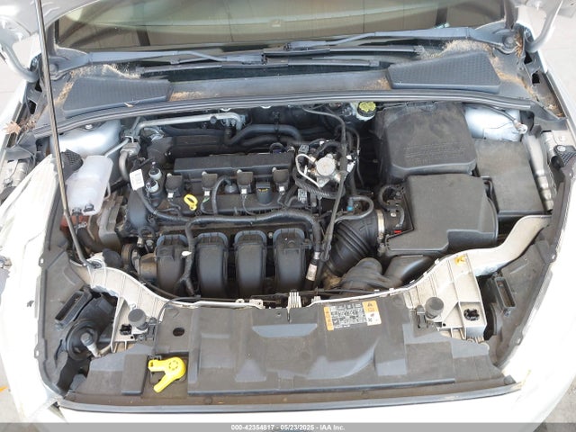 Ford FOCUS SE 2016 1FADP3F27GL338923 Image 10