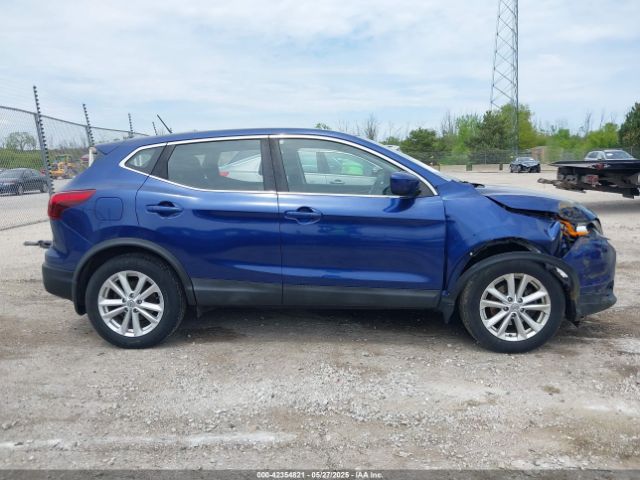 JN1BJ1CRXJW203145 Nissan Rogue Sport S