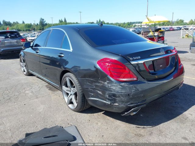 2015 MERCEDES-BENZ S 550 WDDUG8FB0FA159372 Photo 2