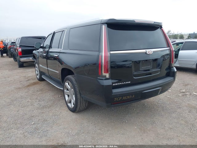 2020 CADILLAC ESCALADE 1GYS4HKJ0LR106766 Photo 2