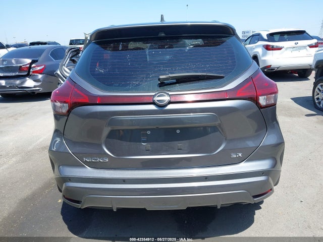 3N1CP5DV5NL516413 Nissan Kicks Sr Xtronic Cvt