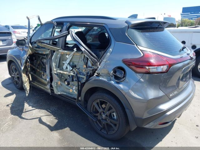 2022 NISSAN KICKS 3N1CP5DV5NL516413 Photo 2