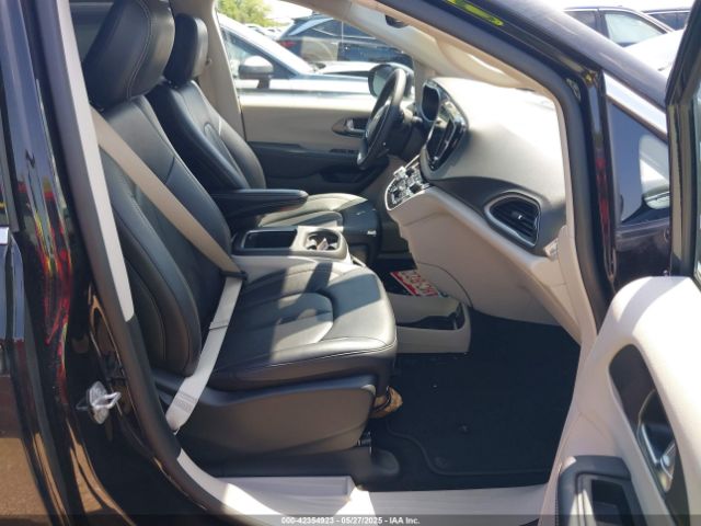2024 CHRYSLER PACIFICA 2C4RC1BG8RR179678 Photo 4