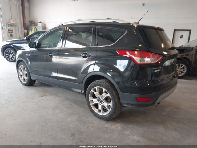 1FMCU0J9XEUA90770 Ford Escape Titanium