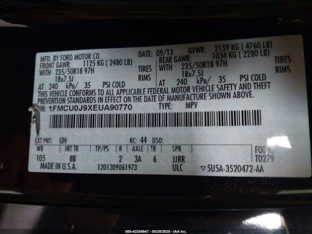 1FMCU0J9XEUA90770 Ford Escape Titanium