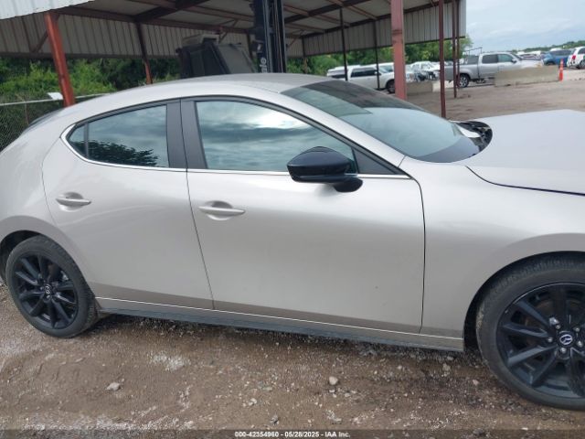 JM1BPAKM5R1722193 Mazda Mazda3 2.5 S Select Sport