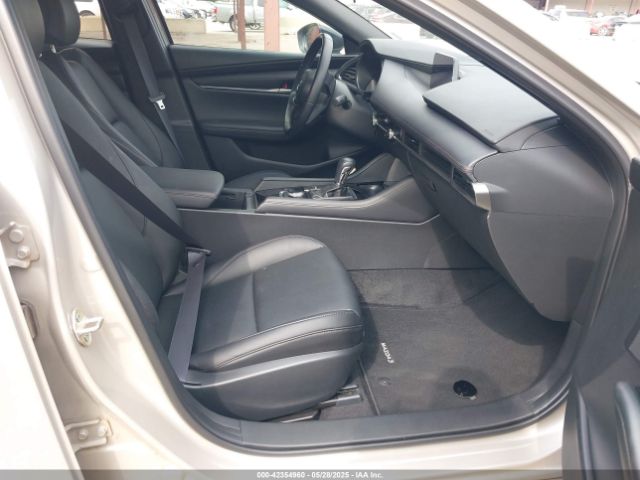JM1BPAKM5R1722193 Mazda Mazda3 2.5 S Select Sport