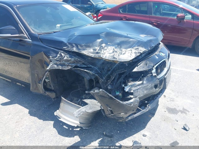 WBA8B9G38HNU52792 BMW 2017