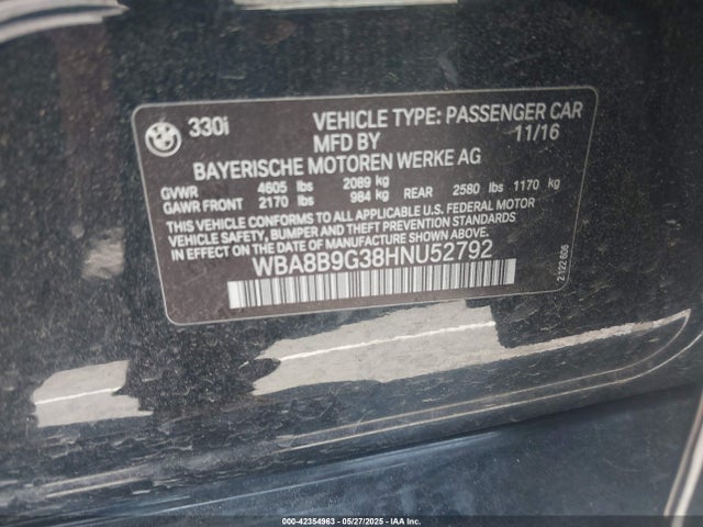 WBA8B9G38HNU52792 BMW 2017