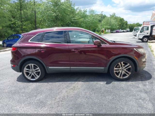 5LMCJ3D9XGUJ21781 Lincoln Mkc Reserve