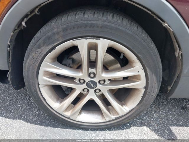 5LMCJ3D9XGUJ21781 Lincoln Mkc Reserve