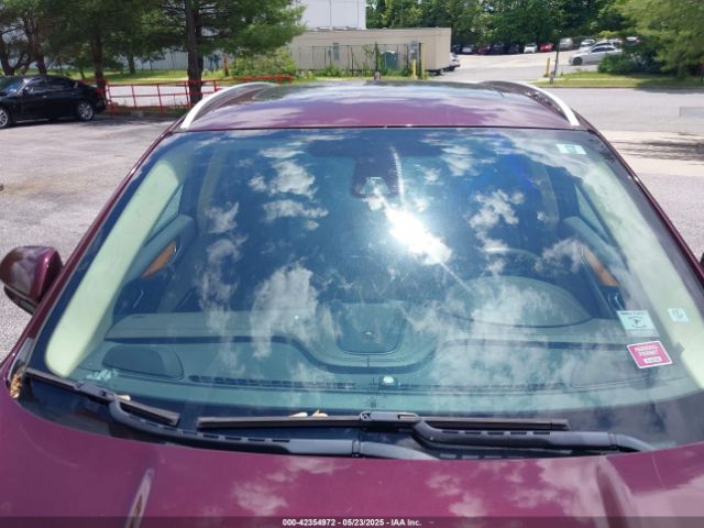 5LMCJ3D9XGUJ21781 Lincoln Mkc Reserve
