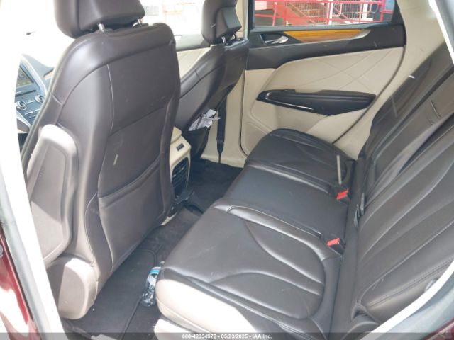 5LMCJ3D9XGUJ21781 Lincoln Mkc Reserve