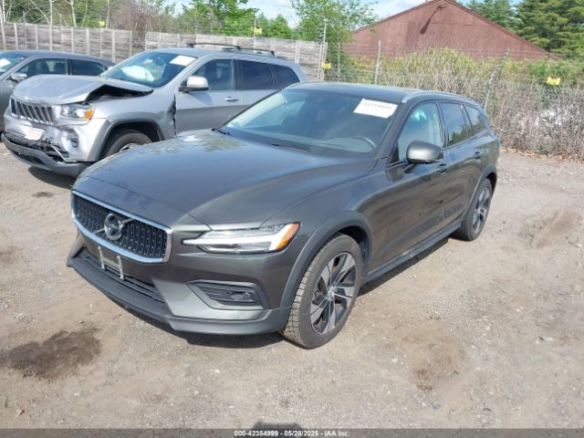 2021 VOLVO V60 CROSS COUNTRY YV4102WK1M1071620 Photo 1