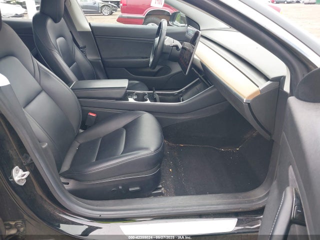 2019 TESLA MODEL 3 5YJ3E1EA0KF395226 Photo 4