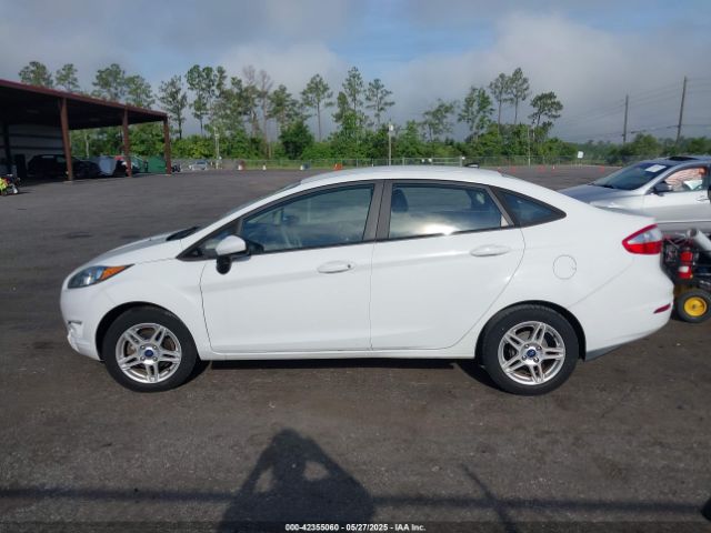 3FADP4BJ8KM104168 Ford FIESTA SE