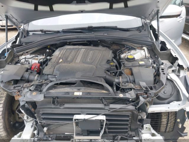 2017 JAGUAR F-PACE SADCP2BV4HA049757 Photo 9