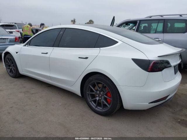 2020 TESLA MODEL 3 5YJ3E1EA1LF632632 Photo 2