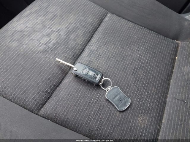 WVGBV7AX6FW575879 Volkswagen TIGUAN S