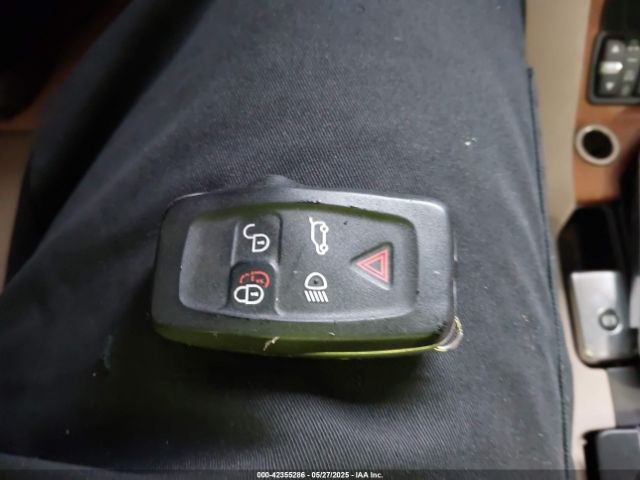 2011 LAND ROVER LR4 SALAG2D47BA556482 Photo 10