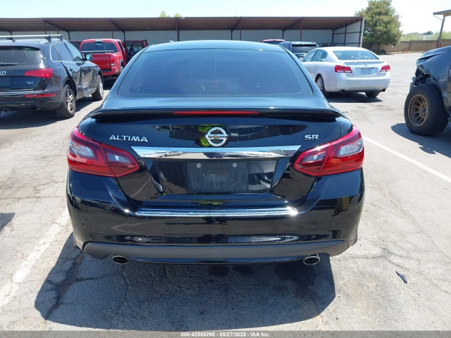 1N4AL3AP5HC242632 Nissan Altima 2.5 Sr