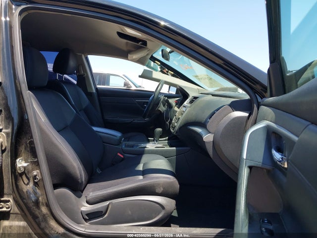 1N4AL3AP5HC242632 Nissan Altima 2.5 Sr