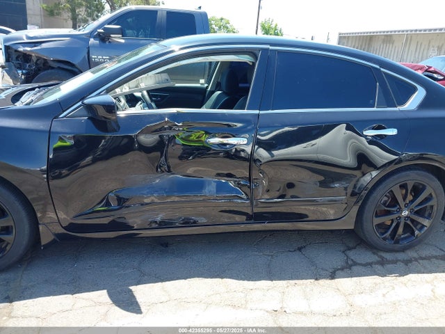 1N4AL3AP5HC242632 Nissan Altima 2.5 Sr