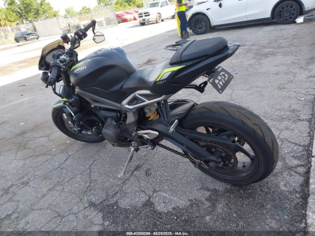 2020 TRIUMPH MOTORCYCLE STREET TRIPLE SMTA554S0LT976735 Photo 2