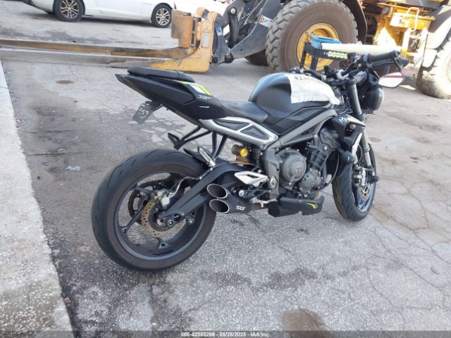 2020 TRIUMPH MOTORCYCLE STREET TRIPLE SMTA554S0LT976735 Photo 3