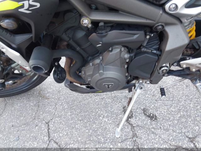 2020 TRIUMPH MOTORCYCLE STREET TRIPLE SMTA554S0LT976735 Photo 8