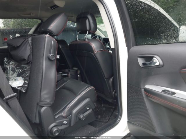 3C4PDDEG6GT161014 Dodge Journey R/t