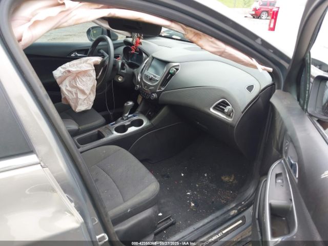 1G1BE5SM3H7157668 Chevrolet Cruze Lt Auto