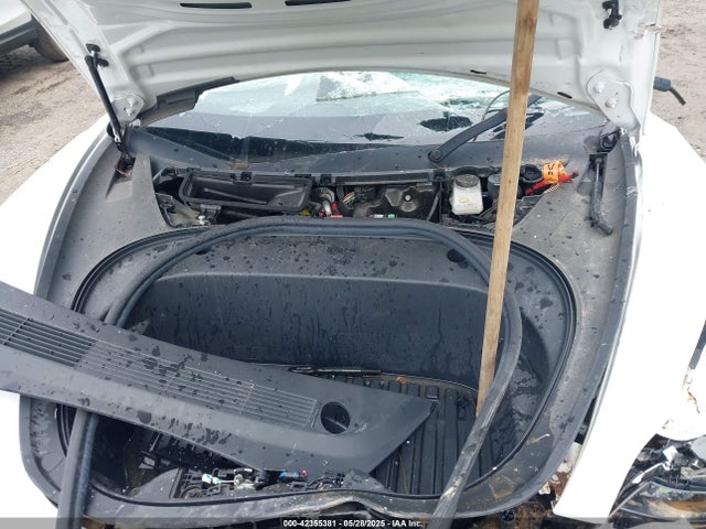 Tesla Model 3 Long Range Dual Motor All-wheel Drive 2022 5YJ3E1EB3NF186902 Image 10
