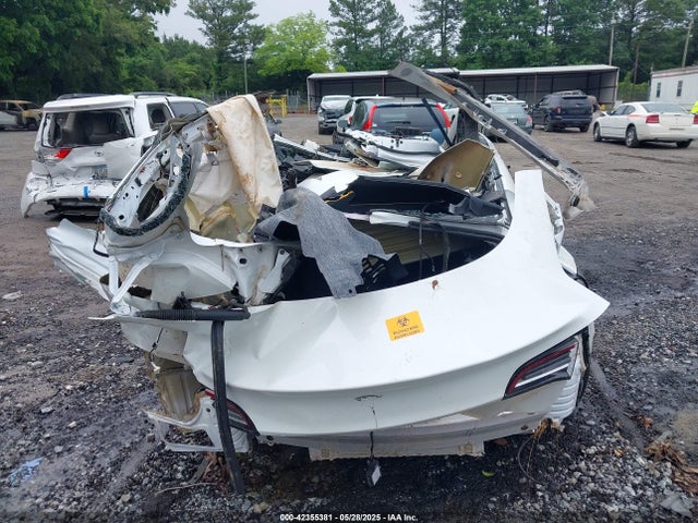 Tesla Model 3 Long Range Dual Motor All-wheel Drive 2022 5YJ3E1EB3NF186902 Image 16