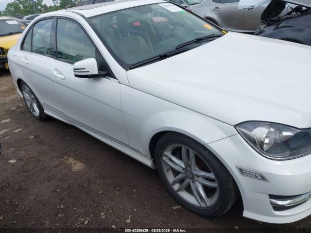 WDDGF8AB5ER309550 Mercedes-Benz C 300 Luxury 4matic/sport 4matic