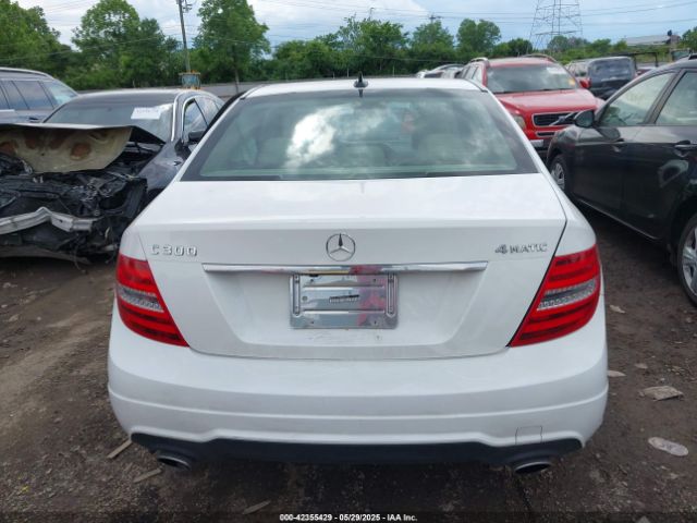 WDDGF8AB5ER309550 Mercedes-Benz C 300 Luxury 4matic/sport 4matic