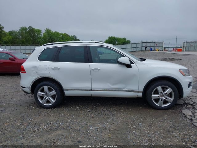 2012 VOLKSWAGEN TOUAREG WVGEF9BP0CD006506 Photo 5