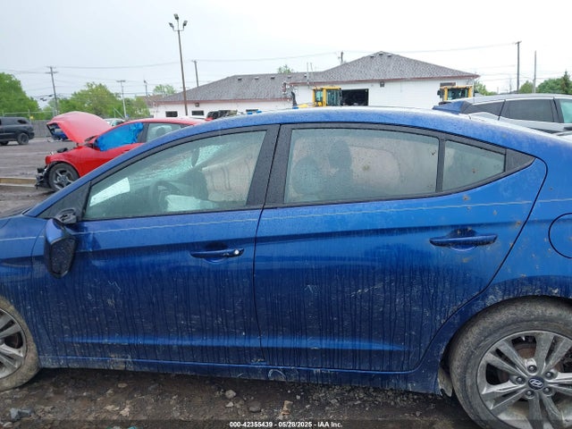 5NPD84LFXHH172309 Hyundai ELANTRA SE