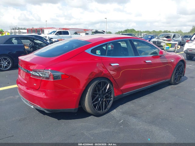 2015 TESLA MODEL S 5YJSA1S11FF080601 Photo 3