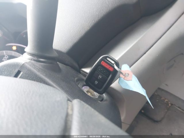 5J6RM4H30EL113299 Honda CR-V LX