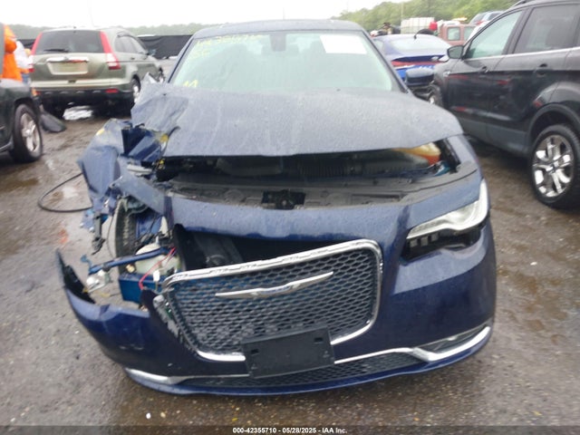 2C3CCARG5GH334805 Chrysler 300 Limited