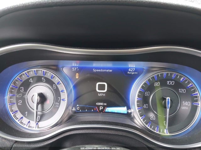 2C3CCARG5GH334805 Chrysler 300 Limited