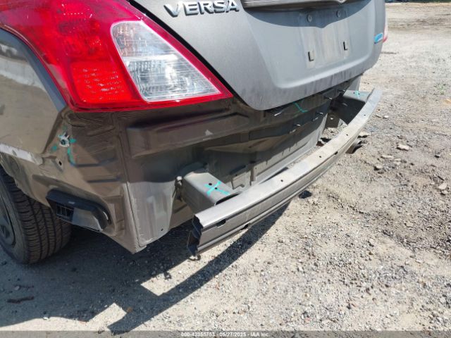 3N1CN7AP9FL831448 Nissan Versa 1.6 S+