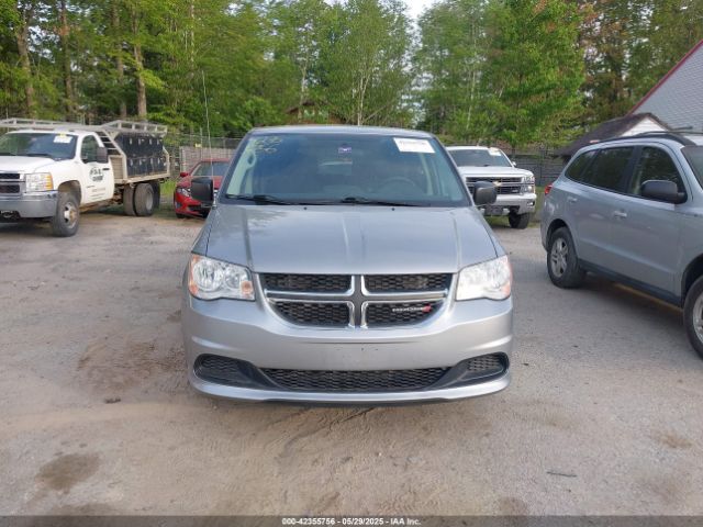 2C4RDGBG6HR575123 Dodge Grand Caravan Se