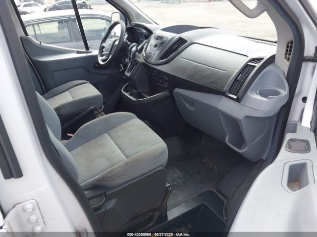 1FTNR1ZM6FKA34917 Ford Transit-250