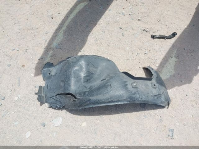 1G1PA5SH1F7103464 Chevrolet luw