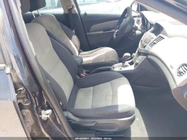 1G1PA5SH1F7103464 Chevrolet luw